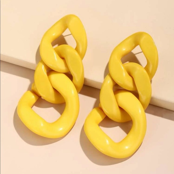 Acrylic Yellow Chain Earrings - Picture 2 of 5